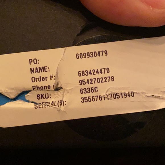 Cell phone  📱. - Picture 7 of 7